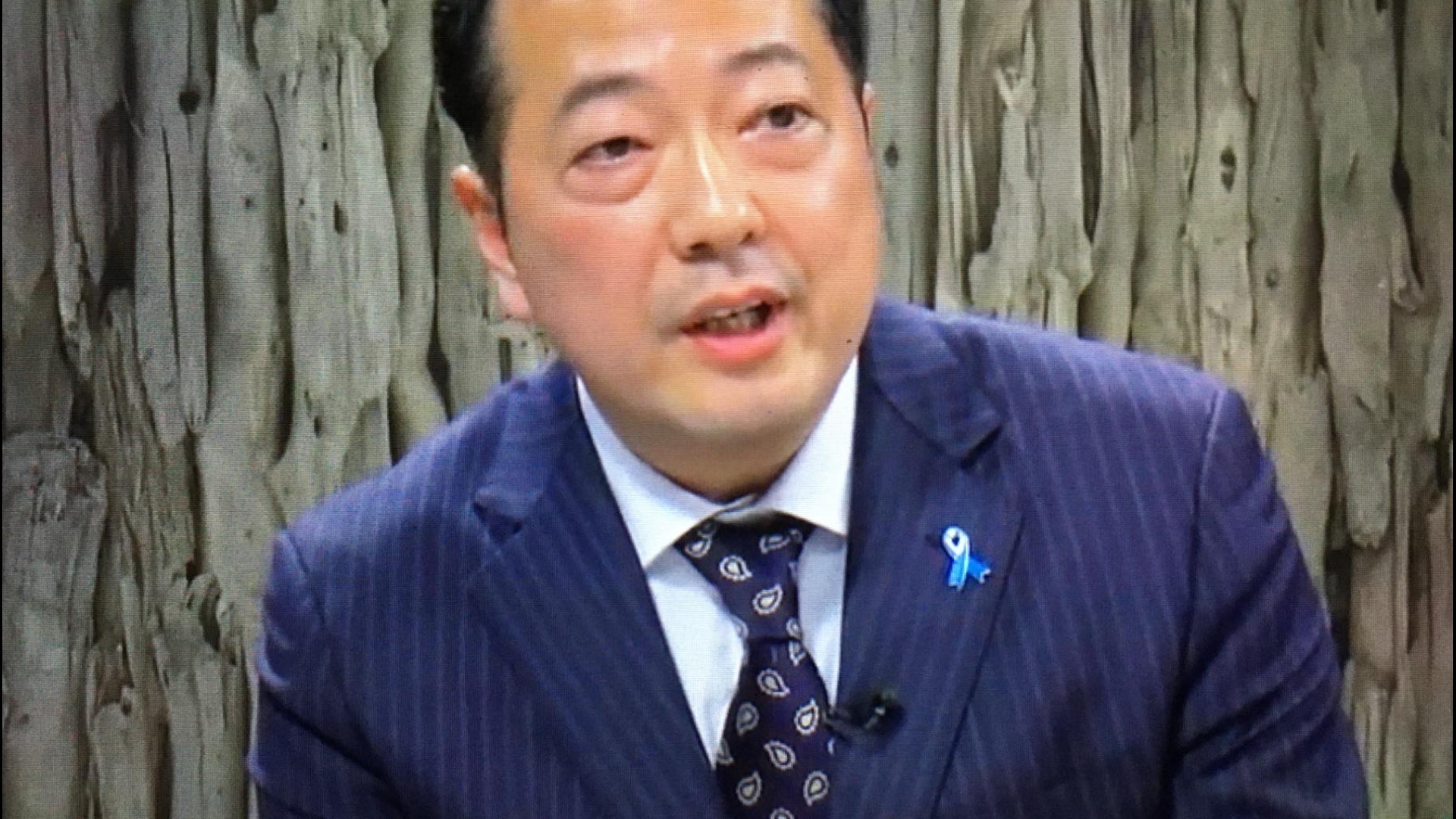 山岡鉄秀